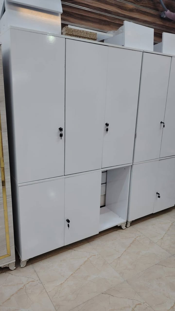 كناتير تركي المنشئ
عند مجمع عش الطفولة  
عنوان/تكريت حي الجمعية 
***********
