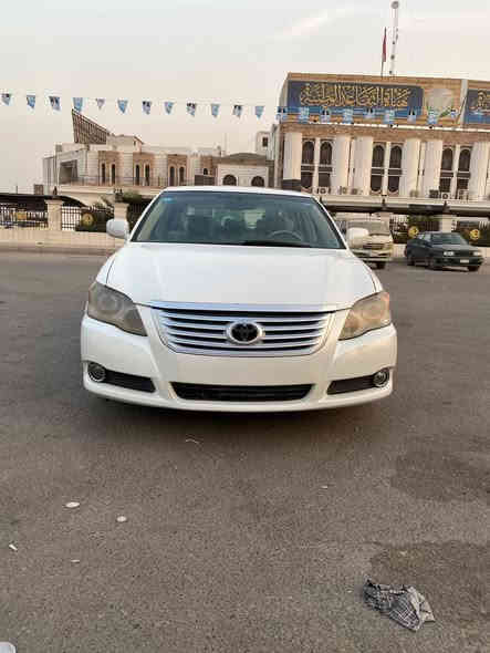 السلام عليكم شباب سياره افلون خليجي موديل 2008 بيه صبغ بل الجاملغ الخلفي جهة السياق والسياره فول موصفات خمس بصمات شاشه تحكم ستيرن مثبة سرعه ويل كب بلادي مكينه 6سلندر تبريد ثلج مكان السياره بغداد غير متواج ع الفيس 
الاتصال ***********
السعر115 او بيه مجال بسيط
