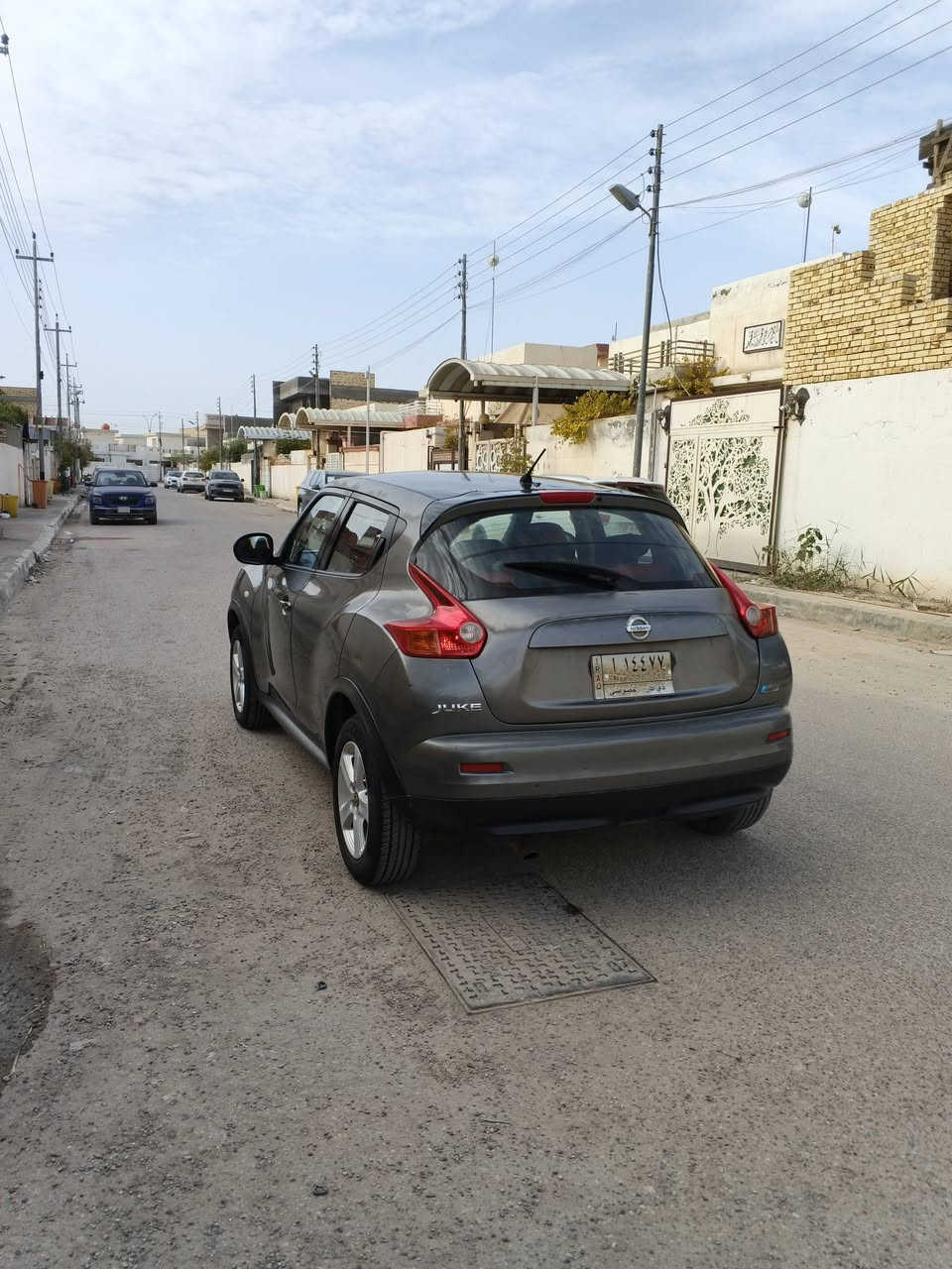 سياره نيسان جوك مديل 2012 وارد امريكي حادثه دعاميه امامي سياره ليبل واحد بيه رشات صبغ تجميل سياره مكفوله من الكلبه والكص والعيب الشرعي والصبغ العام مكينه وكير مكفولات
مواصفاتها 
مكينه 4سلندر 1800
5راكب
كير 7نمر
شاشه تاب
مضخمات 
سنتر لوك 
حداديه 100%
بلوجكترات زنون 
ويل كب 
تحكم استيرن جهتين 
تبريد+تدفئه
ماشيه 164حقيقي
سياره جاهزه اي نقص مابيه رقم ذي قار سنويه 27مشروع وطني سعره75 مكانه ذي قار المركز 
***********
