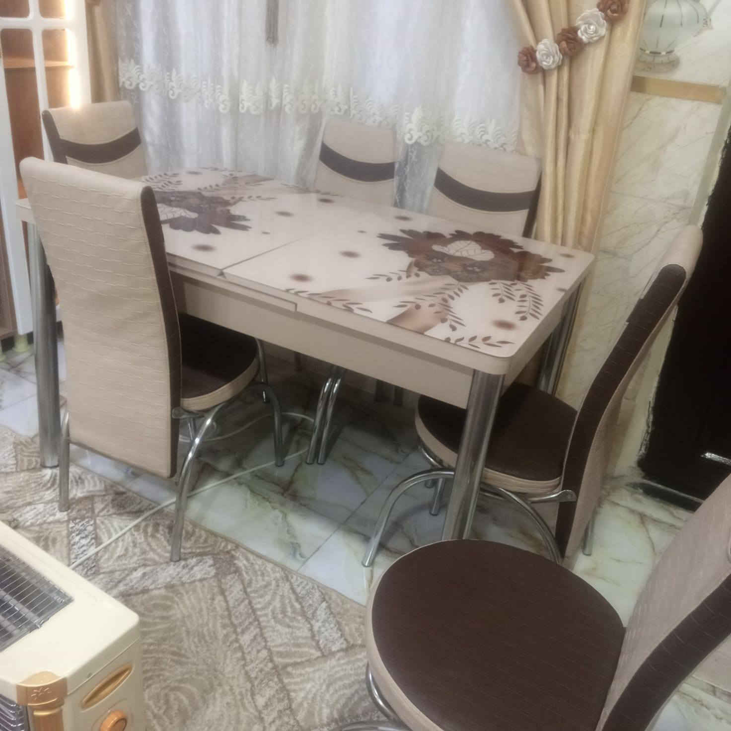 كاونترات مع سنك مستعمل بس شرط النظافة السعر ٢٢٥ وبي مجال
ميز طعم بدون اي ضرر شرط النظافة حتى ما كاعدين عليه

السعر ١٠٠ قفل
المكان تكريت القادسية شارع البلاج
للاستفسار 
***********
