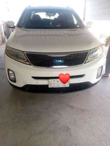 سلام عليكم سيرنتو للبيع 2015 مكفول من صبق وضربه ماشي 190//***********
