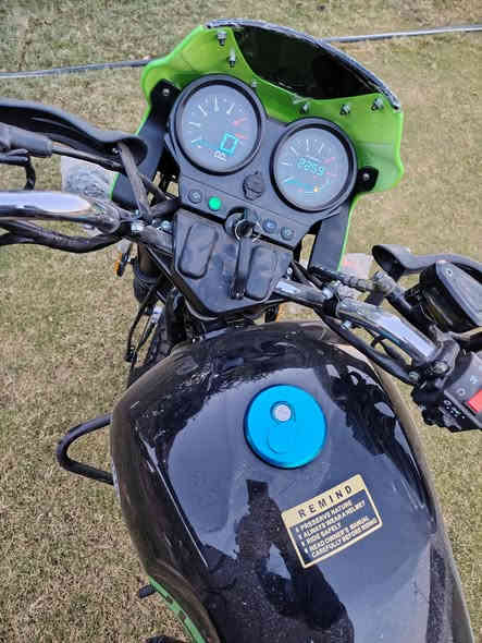 دايوان جبلي موديل 2025رقم اربيل زيرو ماماشيه بيع جوه سوك تخفيض سعر.. 2500 عنواني ديالى الخالص قريه ناي منطقة سفيط الستفسار ع رقم ***********باقي تفاصيل ع وتساب
