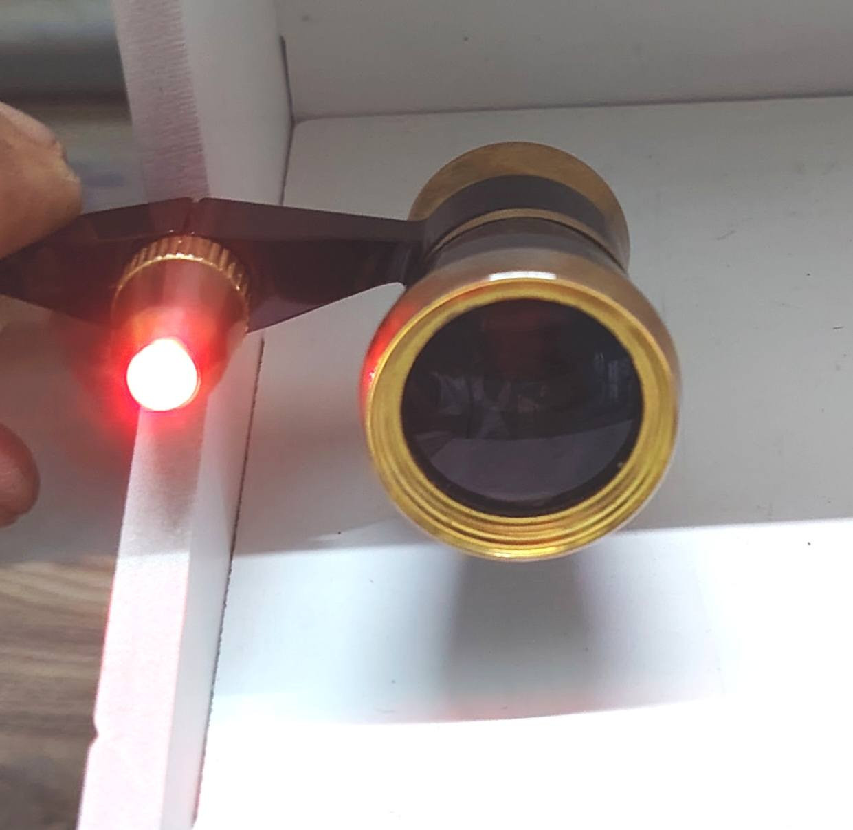 ناظور مسرحيّ حجم صغير مع ليزر بدون ضرر غير مستخدم 
25الف


**إذا كنت صاحب هذا الإعلان وتريد حذفه لأي سبب، رجاءا أرسل رسالة إلى الدعم الفني**