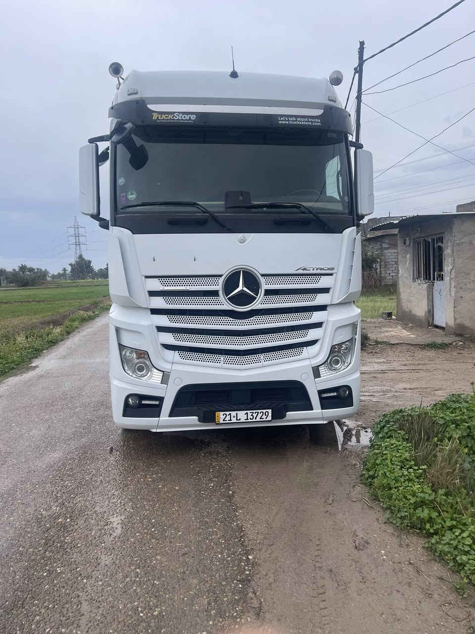 اكتررس 2017 وحش فول مواصفات واحد على واحد السياره مرقمه سليمانيه بدي السياره جديده بمعنى الكلمه السياره ما مشتغله بالعراق 
***********
