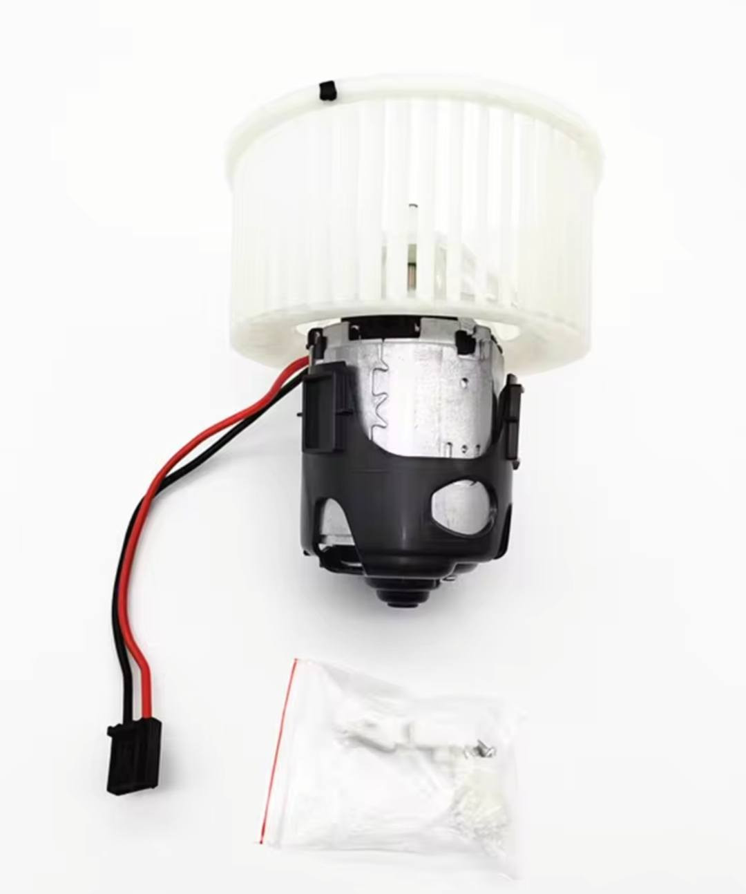 السلام عليكم ... الي يخدمة ينطي سعر ... يوجد توصيل...
هذه القطعة هي مروحة دفع هواء داخلية (Blower Motor) لنظام التكييف والتدفئة. 
النوع: مروحة دفع هواء لنظام التكييف (HVAC Blower Motor).
التوافق: تناسب موديلات معينة مثل BMW.
المميزات: توفر تدفق هواء سلس وفعال لتكييف وتدفئة مقصورة السيارة.
المكونات: تتكون من محرك كهربائي وقفص مروحة بلاستيكي.


**إذا كنت صاحب هذا الإعلان وتريد حذفه لأي سبب، رجاءا أرسل رسالة إلى الدعم الفني**