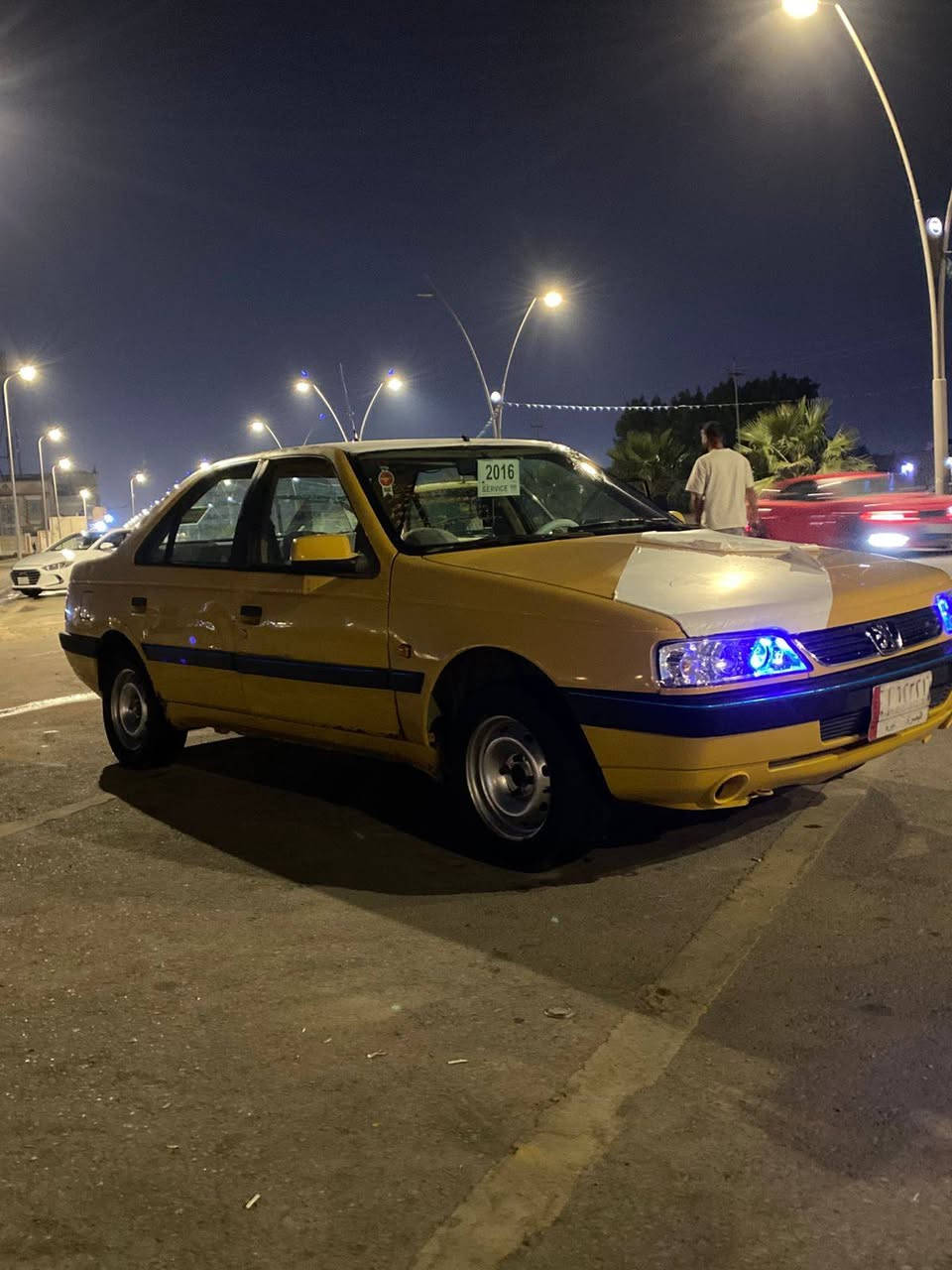 السلام عليكم شباب بيجو 405 موديل 2016 (للبيع او مراوس بيجو بارص) سياره خير من الله مكينه كير حلوات زينات حداده حلوه تبريد ثلج 🥶 ((السعر 25)) وبيهه مجال للشراي 
((العنوان البصره الزبير)) 
هاتف *********** اتصال
واتساب ***********
علماً السياره نفس الفيديو حالياً
