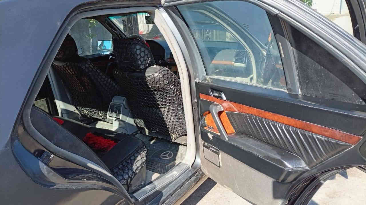 السلام عليكم
مرسيدس شبح 
مديل 92
مكينه فيفتي 3000
جاهز السياره من كلشي 
بس الحداديه بيه ضعه شويه
السعر 48
السيارة بسمي وكاله ما انطي تحويل مباشر
***********
مكلف بل نشر اي استفسار على رقم صاحب السيارة
