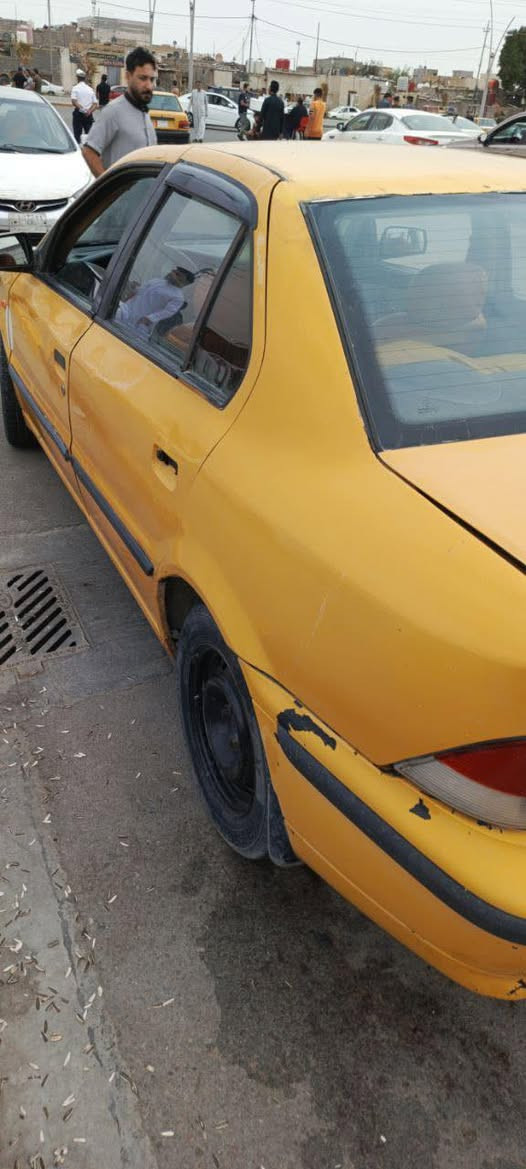 السلام عليكم
سياره سمند 2010 
سنويه نهايتها بشهر الثاني 
مصفره هيئة وغرامه 

سياره نظيفه  وحلوه 
البدي  شوف العين 
سعرها مناسب  15 ورقه وبيها مجال بسيط 
***********
