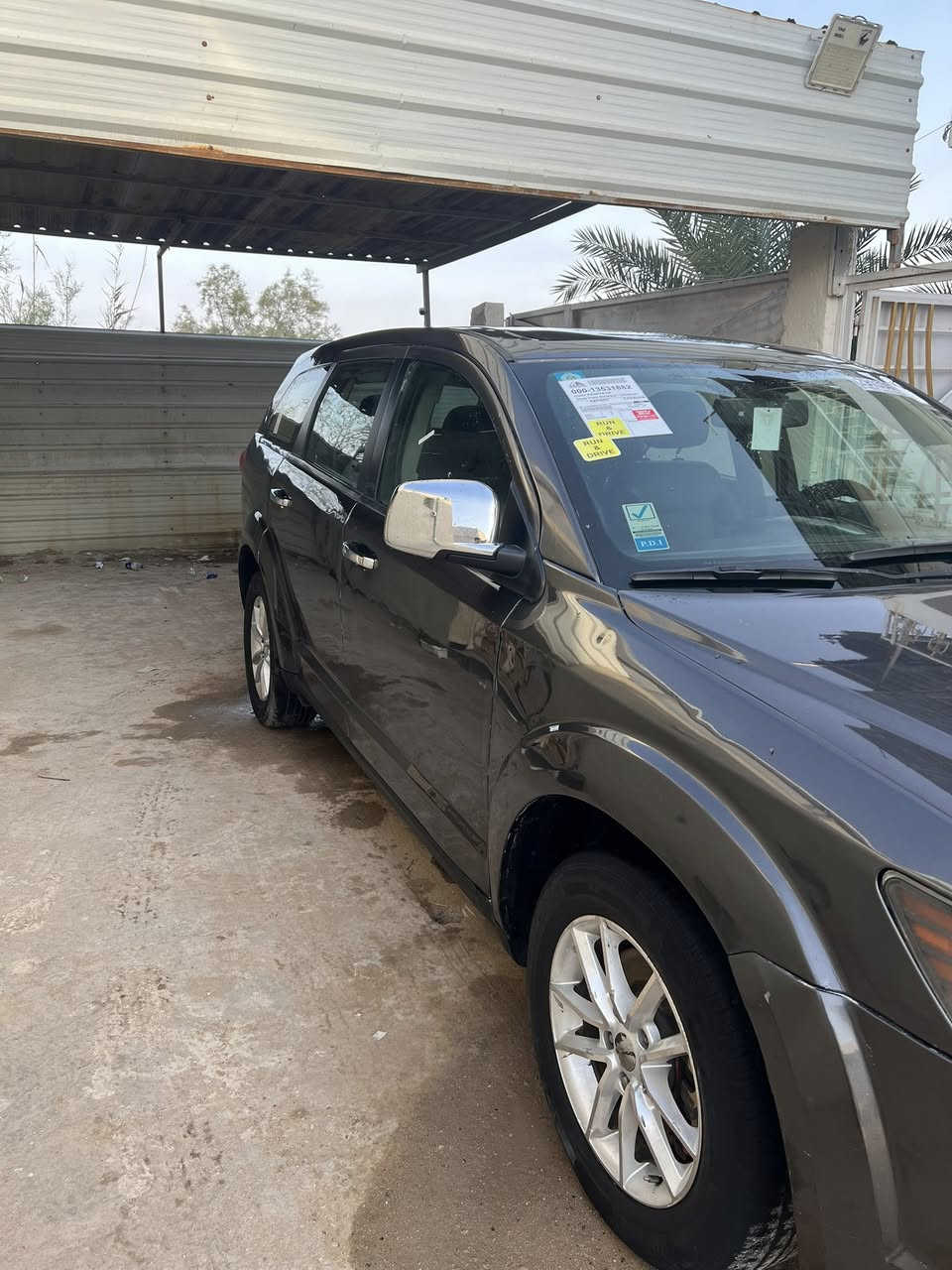 سلام عليكم 
دوج جورني موديل 2015 السيارة مكفولة من الضربة فقط بيها بارد بالجاملغ الخلفي جهة الأيمن 
السيارة وارد امريكي داخلة سرقة مسروقة جميع أغراضها و مرجعيهن نفسهن 
السيارة فول مواصفات ما عدى الفتحة 
المواصفات: شاشة كبيرة + كامرة خلفية + مثبت سرعة + حساسات خلفية + تدفئة بالكشنات + تدفئة بالستيرن + تشغيل عن بعد + دخول ذكي 
لايك ناصي اصفر و العالي زينون ابيض و بلوجكترات صفرة جاهزة كهربائيات ما بيها شي 
السيارة مكفولة من كير و محرك و حدادة أمامية و خلفية كلشي جاهز 100/100 
محرك السيارة 6V 3600 اصل 
7 راكب تبريد 3 قطع تدفئة و تبريد جاهز و شغال 
السيارة بيها ثلاث قطع صبغ 
القمارة مكفولة و التكم مكفولات من الضربة والصبغ السيارة مكفولة من الضربة ما عدى البارد في الجاملغ الخلفي فقط 
سيارة جاهزة من كلشي ما بيها اي نقص رقم ذي قار سنوية لحد 2029 تحويل مباشر السيارة وين ما يعجبك افحص مكفولة من الكصة والعيب الشرعي والأصوليات 
السعر :130 و بيها مجال 
عنوان السيارة البصرة قضاء شط العرب الجزيرة 
رقم الهاتف:***********
