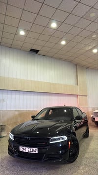 تشارجر SXT • ٢٠٢٣ • ٧٠٠٠٠ كم