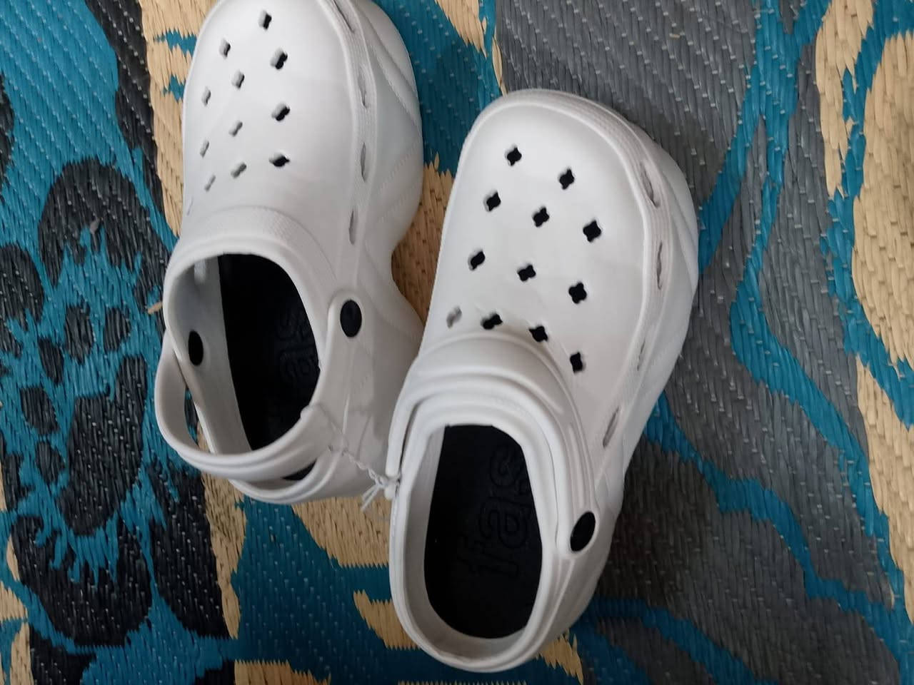 تكرمون نعال طبي يلبس 36 37 ب 10 لاف


**إذا كنت صاحب هذا الإعلان وتريد حذفه لأي سبب، رجاءا أرسل رسالة إلى الدعم الفني**