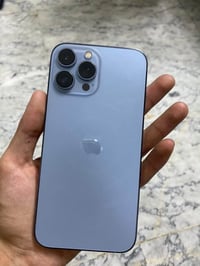 للبيع — iPhone 13 Pro Max 🔹 اللون: Sierra Blue (سييرا بلو) المميز 🔹 ال...