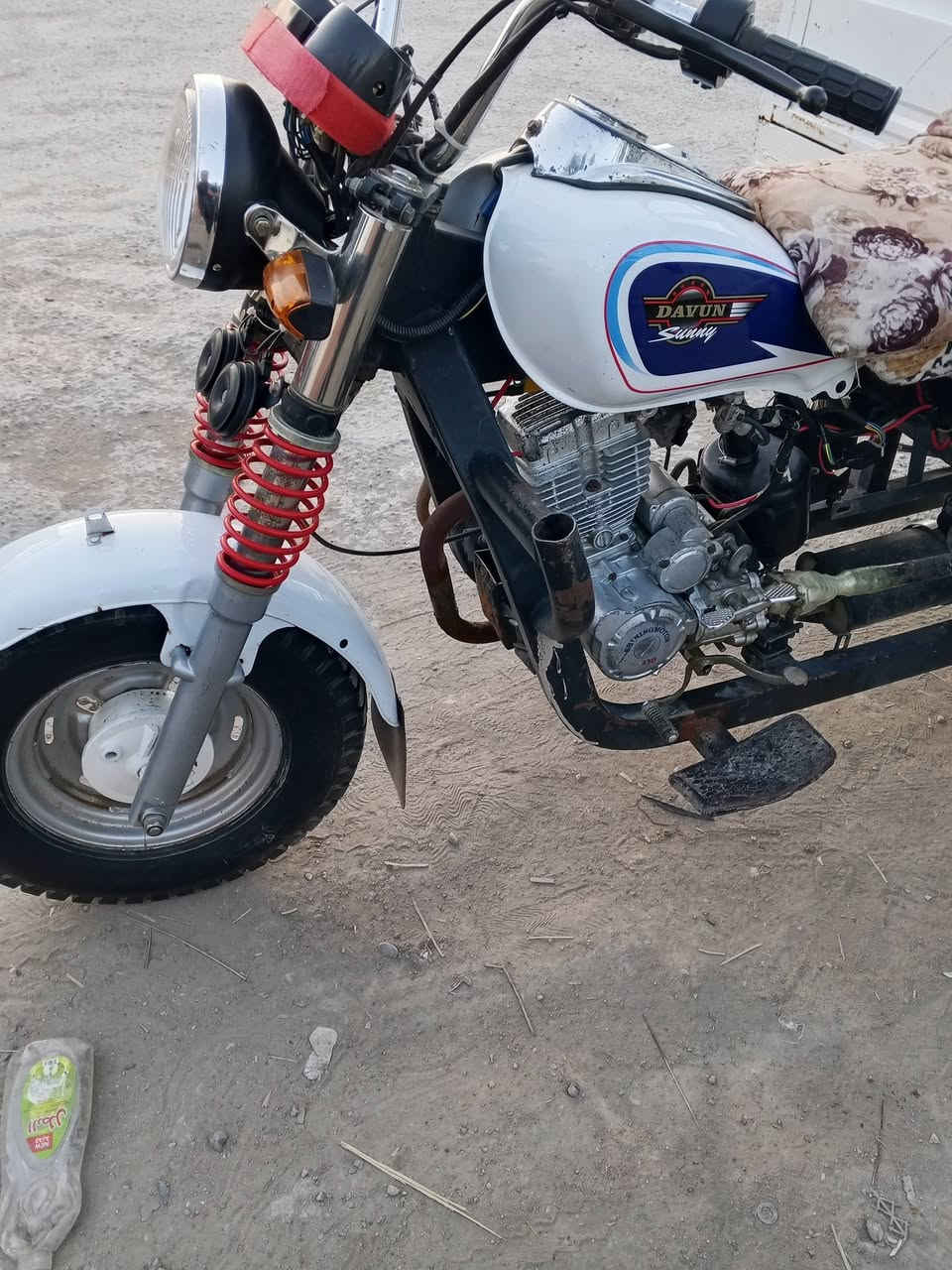 ستوته دايون تعمير جديد أوراق كاملة  صارلها 6 أشهر من معمره كلشي شغال بيها نكره سلف مربله بدي رصف حديد قوي من جوه كهربائيات كامله للبيع ‏‪***********‬‏ مكاني جبايش سعرها واحد و 300 وبيها مجال قليل مو شراي لاتدخل وتشلع كلبي 🩶✨
