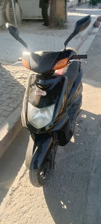 سكنس نثية للبيع دراجة كاملة سلف هندر كهربائيات كلهة شغالة ربع نكرة درا...