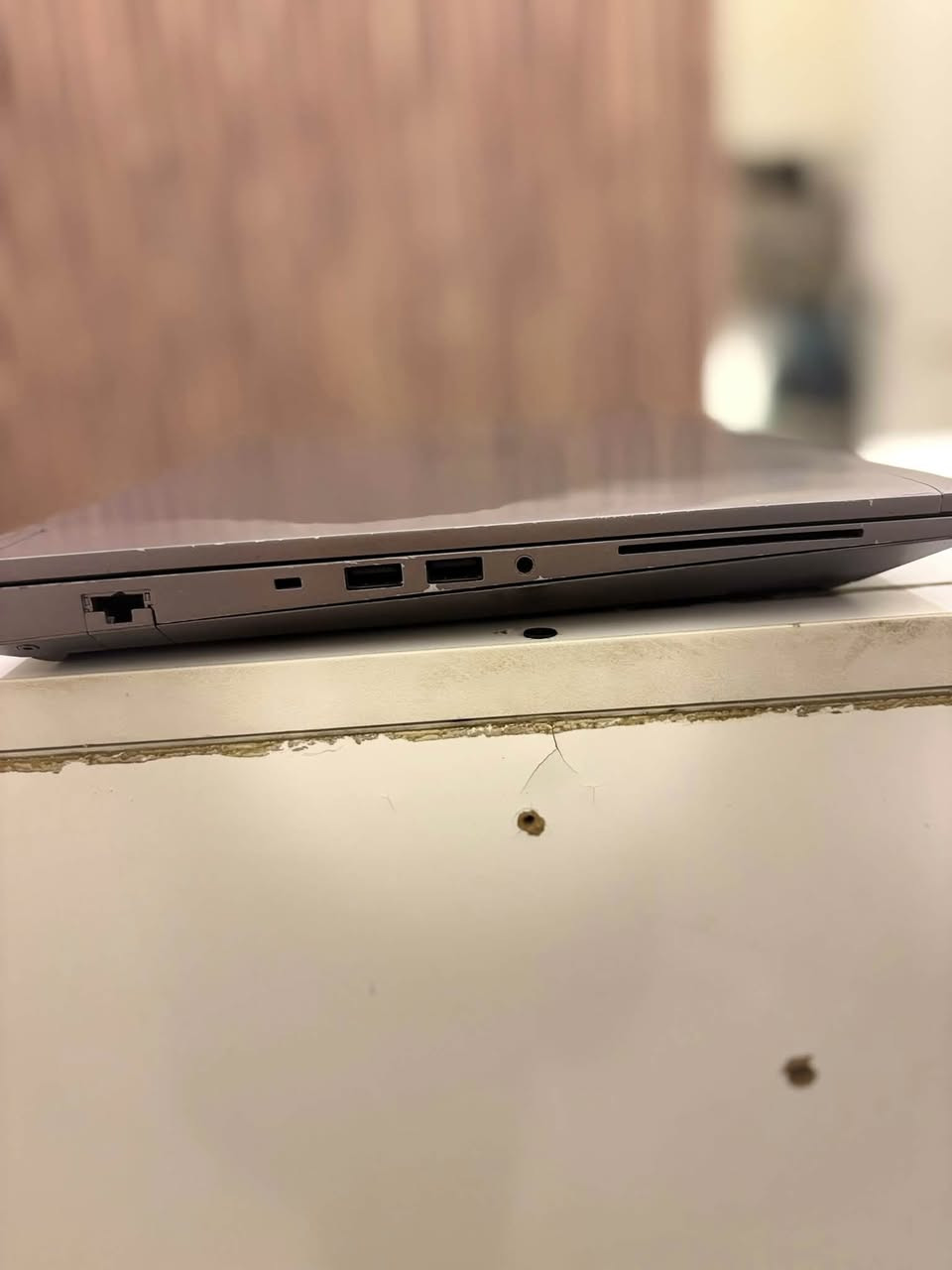 السلام عليكم، متوفر للبيع لابتوب من الفئة الاحترافية العليا HP ZBook Fury 15.6 inch G8، الجهاز غني عن التعريف، مخصص للمهندسين، المصممين، والمبرمجين، ويتحمل أعلى درجات ضغط العمل المكتبي والغرافيكس. 💻 المواصفات الفنية للجهاز المعالج: Intel Core i7-11850H (الجيل الحادي عشر القوي جداً بـ 16 نواة لأداء خارق الرام: 16 جيجابايت (RAM 16GB) تضمن لك سلاسة تامة في التنقل بين البرامج الثقيلة. الشاشة: 15.6 بوصة. نظام التشغيل: Windows 11 Pro الأصلي مفعل ومحدث بالكامل. ✨ مميزات إضافية: الجهاز من سلسلة Fury المعروفة بالتبريد الاحترافي وقوة التحمل العالية


**إذا كنت صاحب هذا الإعلان وتريد حذفه لأي سبب، رجاءا أرسل رسالة إلى الدعم الفني**