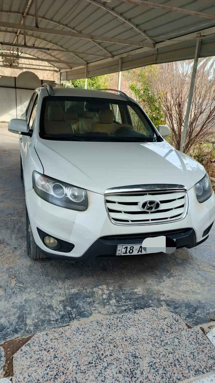 السلام عليكم 
2012 سنتافي خليجي للبيع
سته سلندر (7 راكب)
تبريد 3 قطع 
فول ماعده فتحه 
بسمي رقم بابل جديد تحويل ثاني يوم
سيارة مال جناي جديدة على وضع شركة العامه
السعر 160 وبيها مجال للطيبين
مكاني بابل
اتصال ***********
غير موجود على فيسبوك
