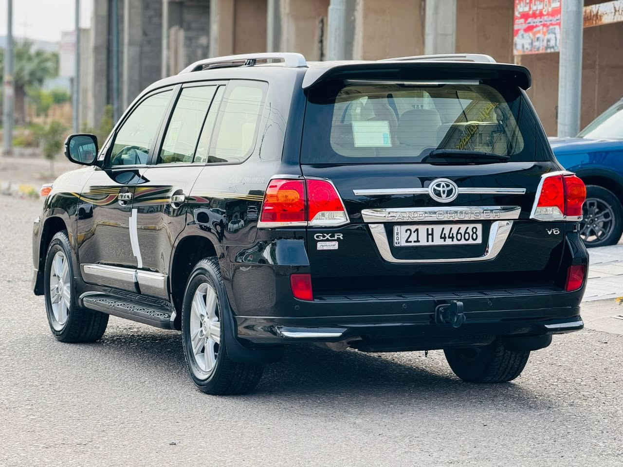 لاندكروز 
 2013
فول درجه اول شريكه جيهان
محرك 6سلندر V6
فتحه ~ بصمه ~شاشه ايپاد
 ~كشانت كهرباء 
8ارباكات 
بصمات فول 
ماشيه 154 الف 
لايتات كامل زنون ~ مرى شفط 
تشغيل بعد ~ تحكم ستيرن
كامره~حساس خلفي وامامى
تايرات جديد~ لايت متحرك 
سيارة گير ومحرك شرط سنوي لحد 2028
سنويه و رقم هزه و كله جديد 
سيارة جاهزة بدون اي مصرف
سيارة بااسمى تريد تحويل و وكاله شرط
سياره جديده وكفاله عامه فقط السقف جارد فقط باقي سياره بل كامل كفاله وبشرط الفحص 
مكان السياره ديالى خانقين 
السعر 318 
اي استفسار ***********
