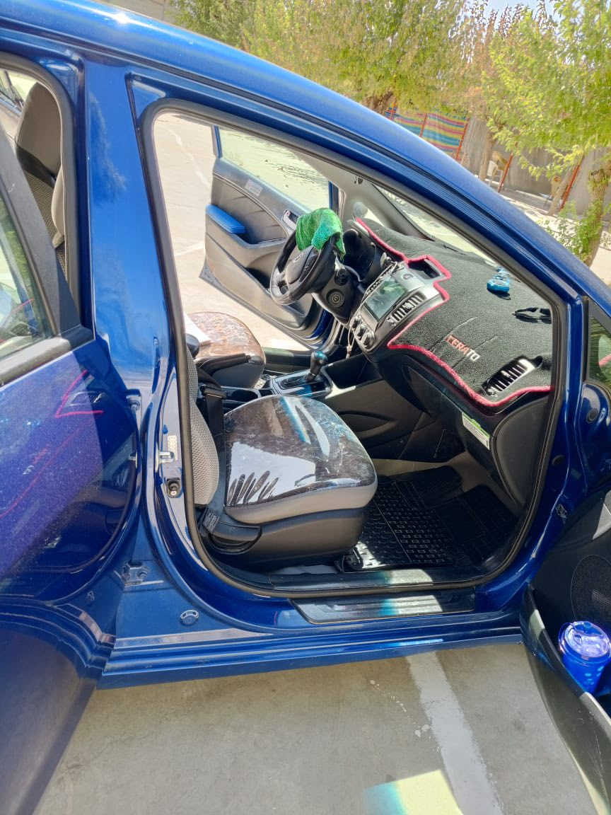 سلام عليكم من رخصة الادمن
فورتي 2017 
مواصفات عاديه 
محرك 2000 دوش
ماشيه 118
محرك كير خير من الله 
السياره اي نقص مابيه 
تخم تاير جديد 
مكاني الكاظمية السعر 125 وبيه مجال 
***********
