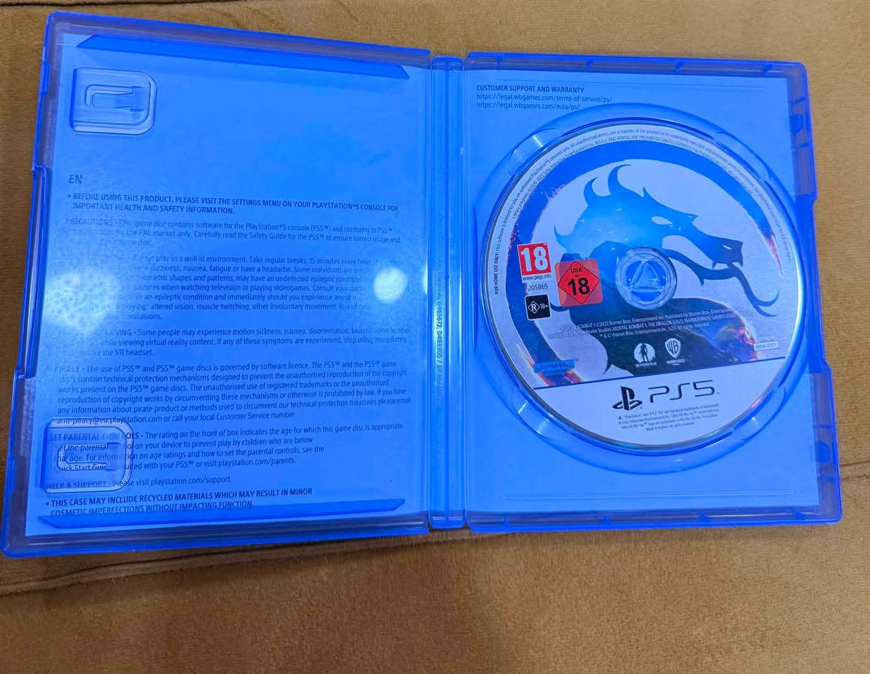لعبه Mortal kombat
مستخدمه جدا جدا قليل شخط مابي القرص
 سعره ٣٥
البصره ***********‏
