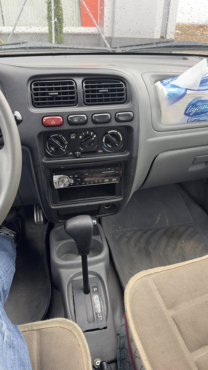 Sasuki 2008
یابانی ٣ پستن اقتسادی بێ کێشەیە گێر تۆماتیک تەبرید 

بەس نیو بۆنیتی سبوخە و براکێتەکەی تۆزی گرتیە باقی گێر و مەکینە بەشەرت

٤٠ وەرەقە و مەجال

***********
