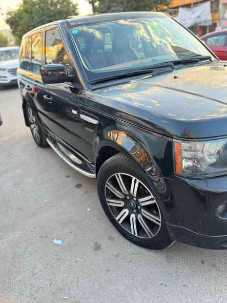 سلام عليكم 
رانج روفر سبورت 2013 
مكينه العادي المرغوب 
طبعاً رانج معروفه موصفاته خاصه الاوتو بايكرفي 
مكفوله من ظربه وصبغ 

كير مكفول 
مكينه مكفوله من الفتح على وضع شركه فقط رواجز 
كهربائيات مكفوله 
داخل مشمشي 
للبيع او المراوس حسب القناعه 
سعر ١40
للبيع او المراوس حسب القناعه باقل 

*********** بغداد
