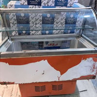 مكلف بالنشر للبيع عارضه مقبلات شغاله بس يحتاجلها ترتيب معروضه ب100 الف...