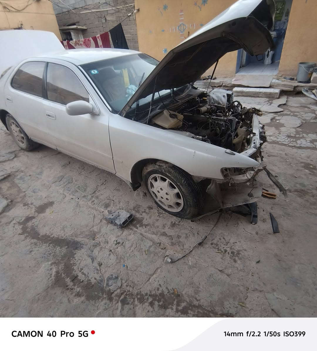 سلام عليكم كرسته للبيع موديل ٩٣ تسجيل ٢٠٠٠ باسمي  سياره رقم إنكليزي ٢٧ سنه سنويا مكفولة من الكص والنقل هذه صور توضح  سعر ٤٠  ***********  حادثها من الإمام فقط دواخل نضيفه ألون لولي
