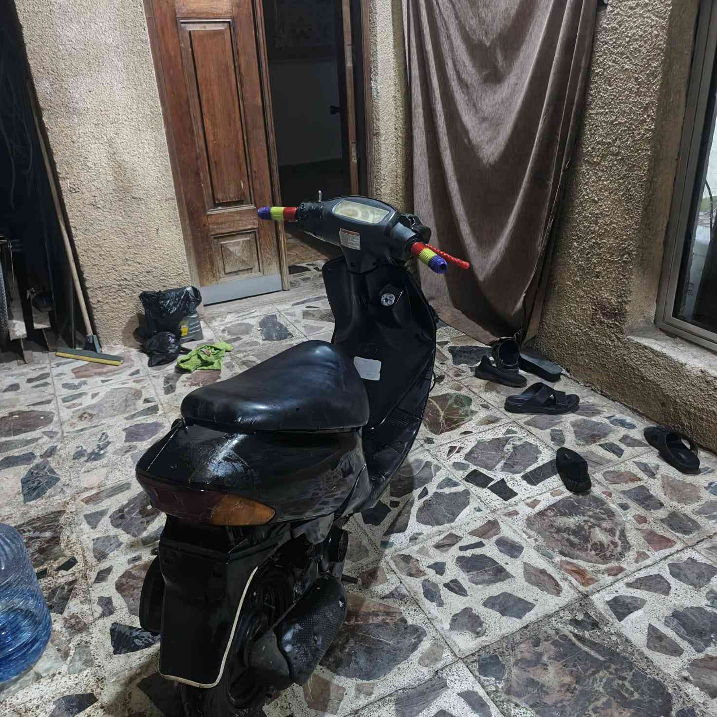 دراجه للبيع مجفته مره وحده شغاله سلف هندر كهربايته شغاله جاهزه من كلشي نضيفه سعر250عنواني مجر ***********
