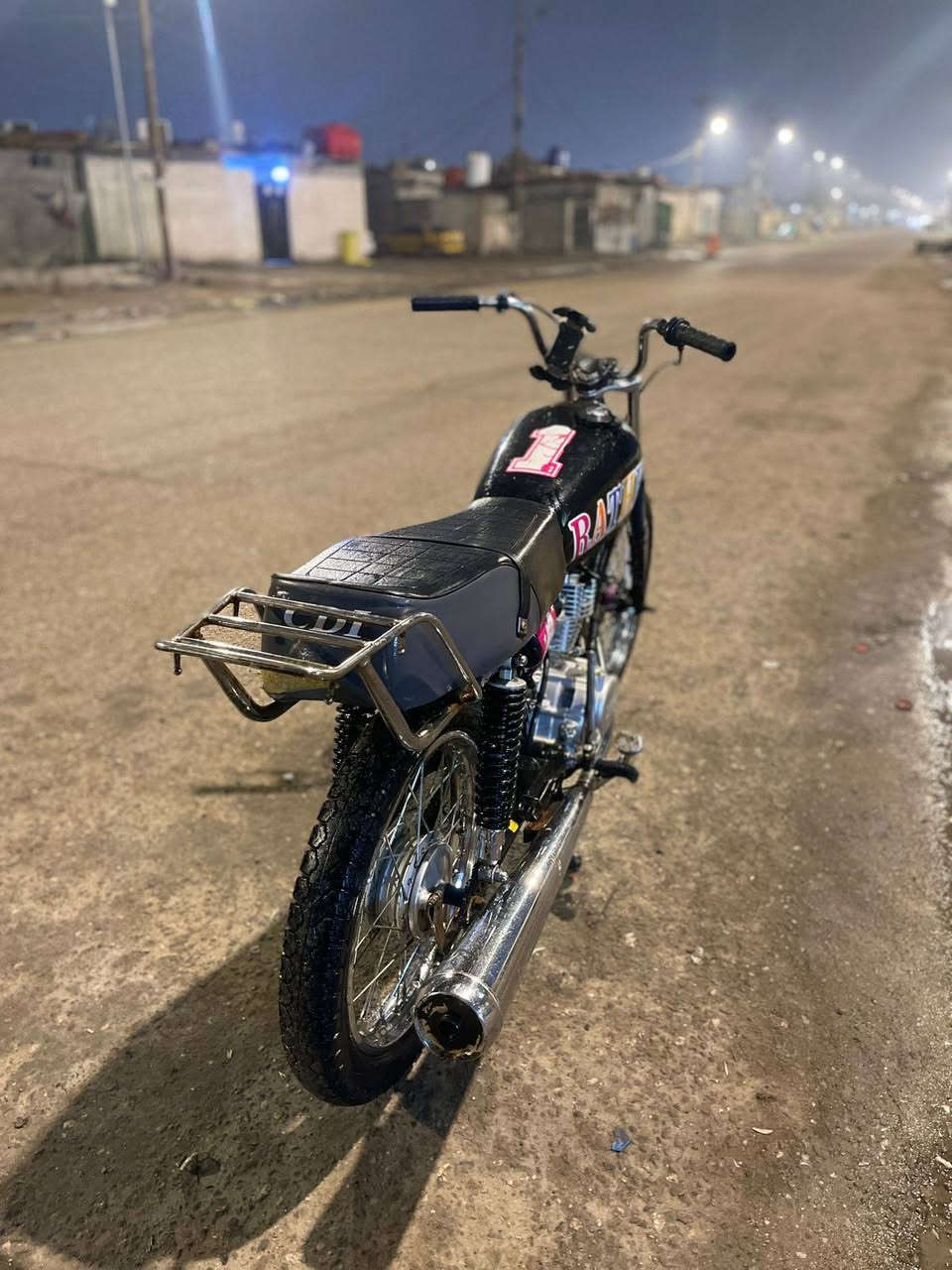 سلام وعليكم دراجه سيجي نامه مكينه مشيف2025 مكينه ناعمه ما تنسمع صلاوات للبيع سعرها550وبيها مجال للشراي ومكاني لبصره جبيله ***********
