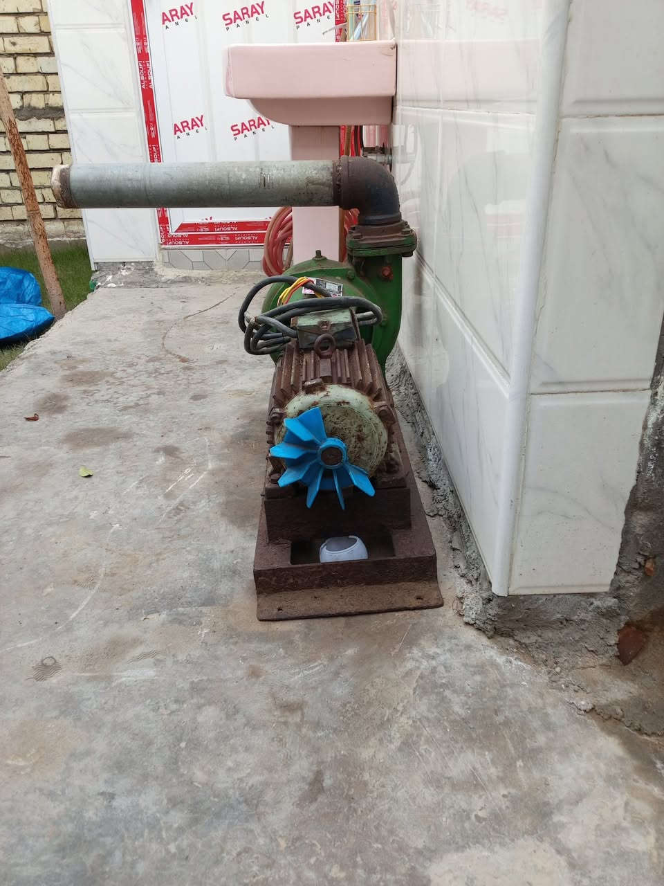 مضخه مال سگي مزارع ماطور كهربائي 12حصان السعر 250 شغال/العنوان بغداد المعامل قرب السياحي رقم الهاتف
***********
