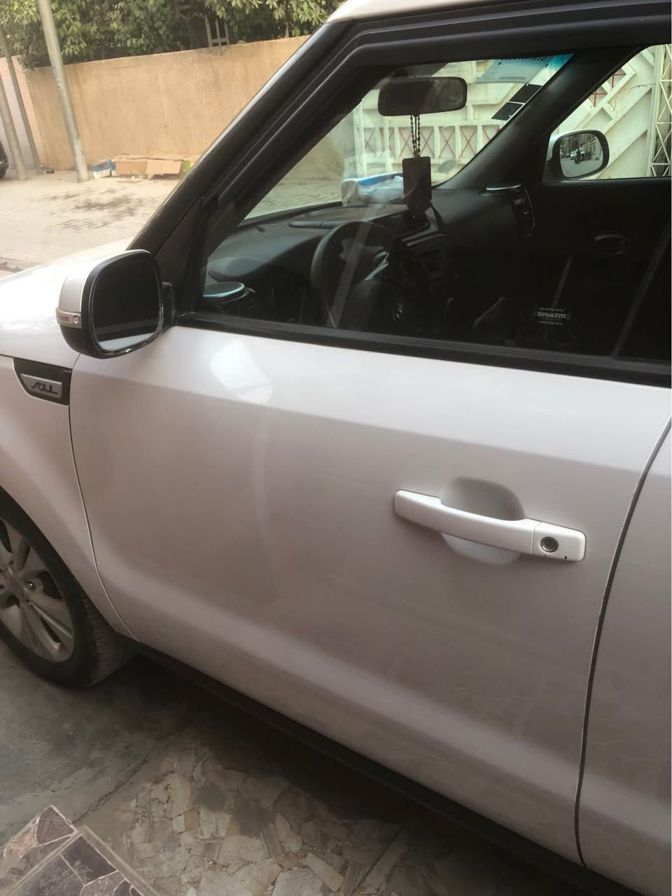 للبيع اومراوس كيا صول2014 محرك 2000 وارد امريكي كير مكينه مكفولات  بيها 3قطع صبغ الباقي مكفول وصور السونرموجوده ماشيه 93 الف ميل السياره نظيفه وجاهزه رقم بغداد انكليزي الجديد سنويه 2029 باسمي السعر 11500 شده و15 ورقه وبيها مجال للجاد والمو شراي ليعلق تعليق سلبي مكان السياره بغدادالكريعات الاتصال بابو شمس *********** و*********** متواجد عل المسنجر والواتس اب بغداد, العراق
