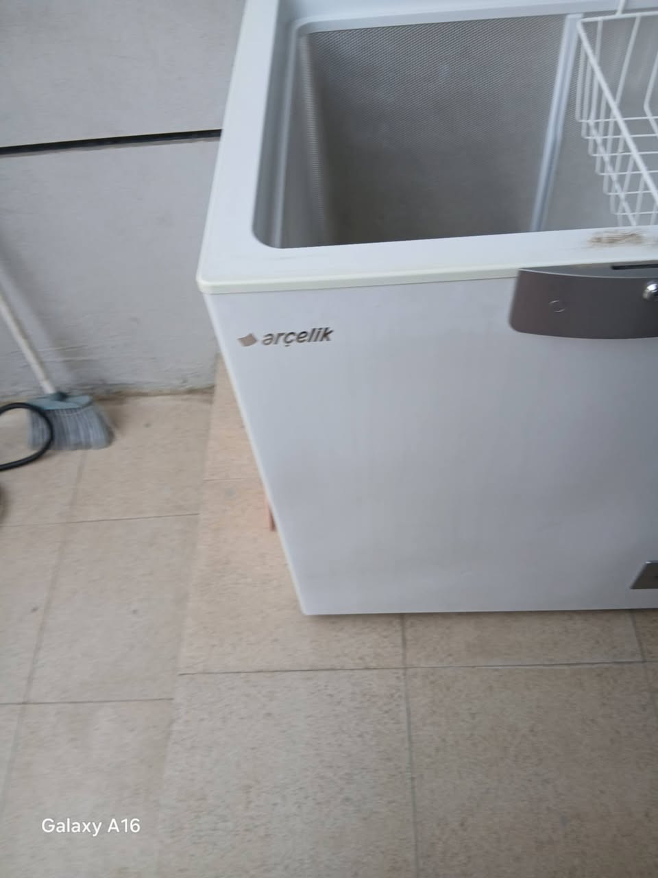 مجمدة 10قدم سعرها125 بيها مجال العنوان شهداء السيدية


**إذا كنت صاحب هذا الإعلان وتريد حذفه لأي سبب، رجاءا أرسل رسالة إلى الدعم الفني**