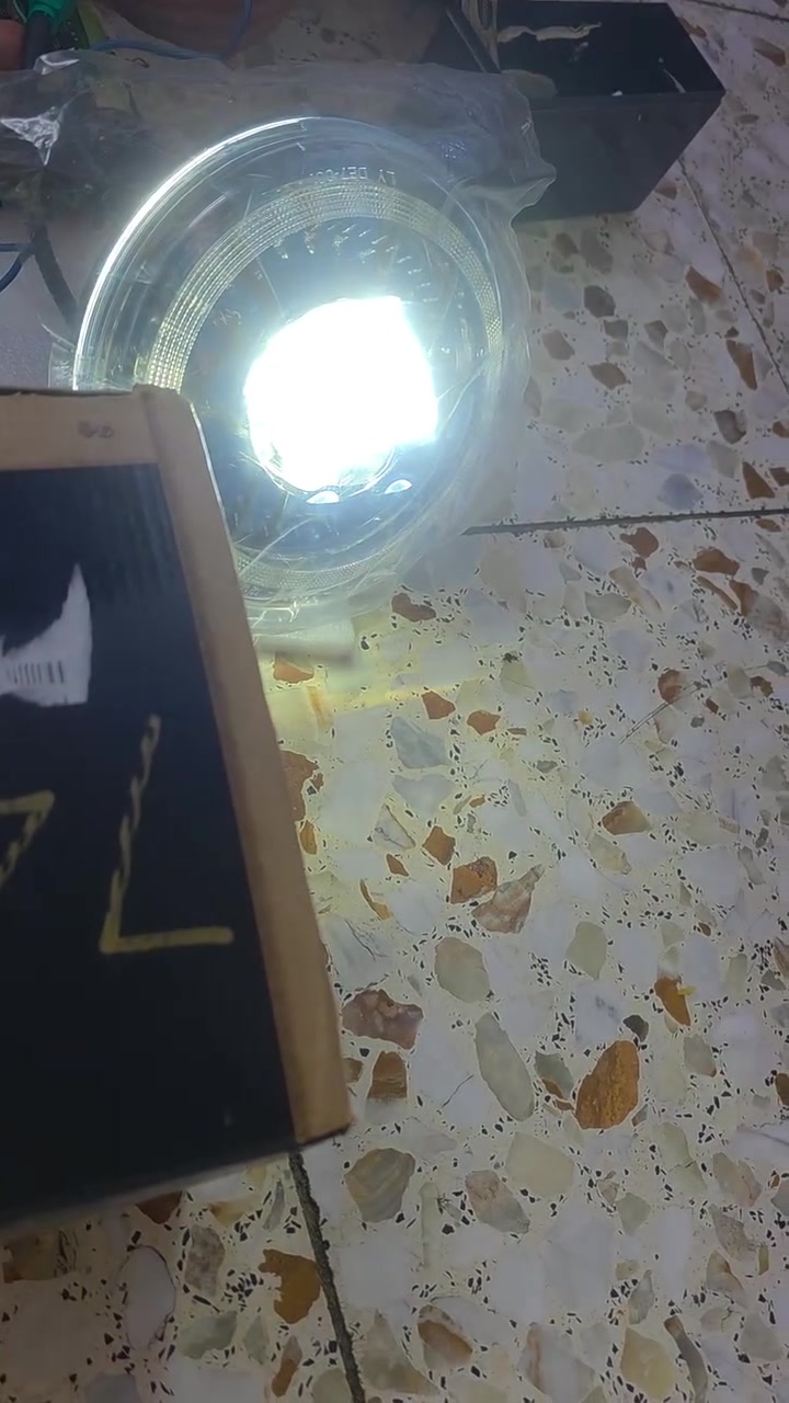 لايت LED حجم 7 انج يرهم للهارلي ديفدسون
للاستفسار راسل خاص 
توصيل موجود


**إذا كنت صاحب هذا الإعلان وتريد حذفه لأي سبب، رجاءا أرسل رسالة إلى الدعم الفني**