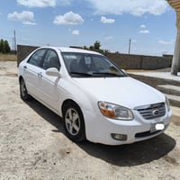 سيارة كيا سبكترا للبيع محرك 2000 مبدل بونيد وجاملغ  مو شراي لا تتفلسف ...