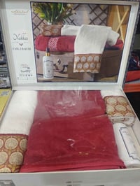 عروضاتنه متخلص اليوم 🔥 منشفه مع خاولي عدد2مع معطر كل هاذا وسعره20الف ف...