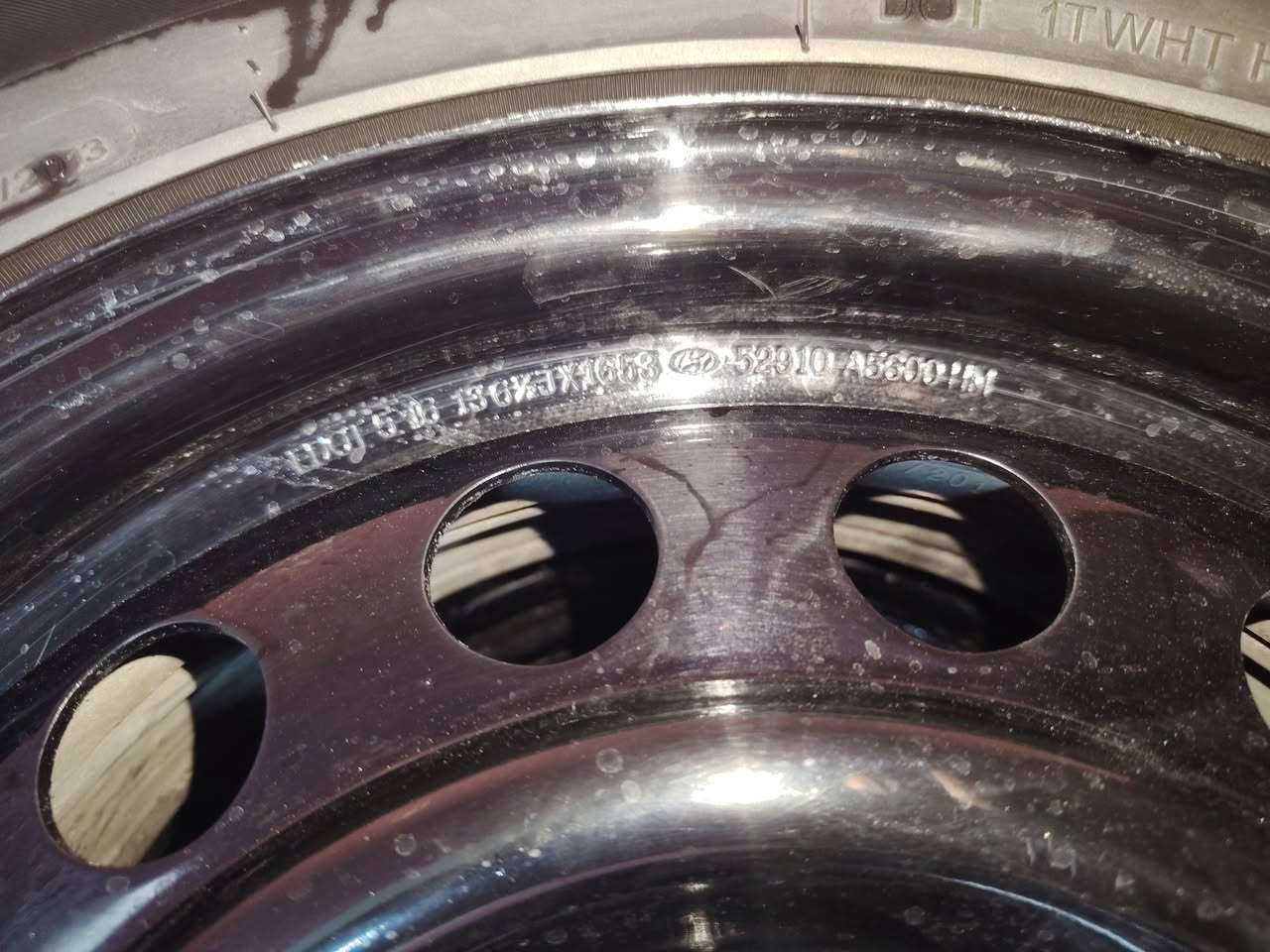 سلام عليكم ويلات للبيع.  حجم 16 هنه وتايراتهن.  انتاج 24 الويل مصبوغ حراري وبي تخم تاير جديد الويل ابو الختم والشفه الطويله مكاني نجف السعر 250 وبيهن مجال ***********
