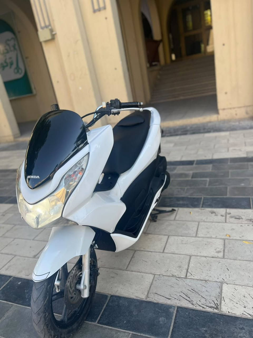 سلام عليكم....
دراجة (PSX)...(جيل الاول)  
🛵للبيع  السعر واحد او 150
دراجة شلعه معدل كهربائيات كلهه شغاله 
دراجة جديده  بلادية
أي نقص مابيهة
جيب فيتر وتعال افحص
العنوان بغداد الحرخ الاستفسار الاتصال على الرقم 📞 ***********
