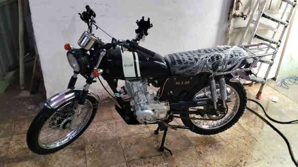 سلا عليكم دراجه اربعه كير نامه مديل ٢٣ رقم وسنويه بسمي مدور ثاني يوم دراجه برغي ما مفتوح بيه عل وضع الوكيل السعر مليون ٣٠٠ مكاني نجف حي ميسان ***********
