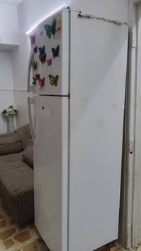 ثلاجة • للبيع