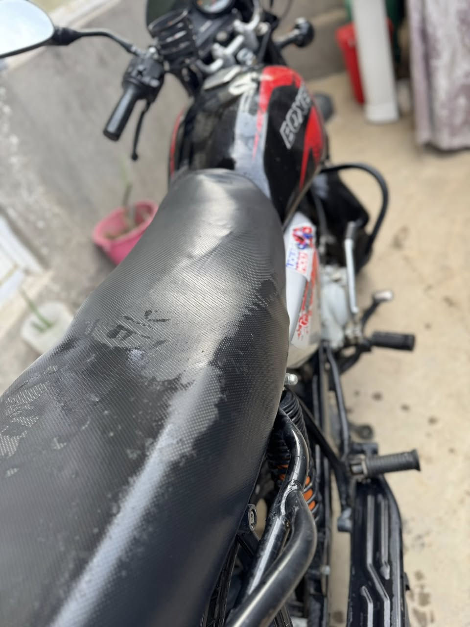 دراجه بوكسر للبيع موديل 2021 اوراق كامله مامرقمه بيها خيط تبخير   السعر 900وبيها مجال  
مكان جسر ديالى


**إذا كنت صاحب هذا الإعلان وتريد حذفه لأي سبب، رجاءا أرسل رسالة إلى الدعم الفني**