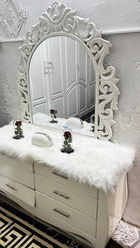 غرفة كويتية • مكصوصة خشب • البصرة