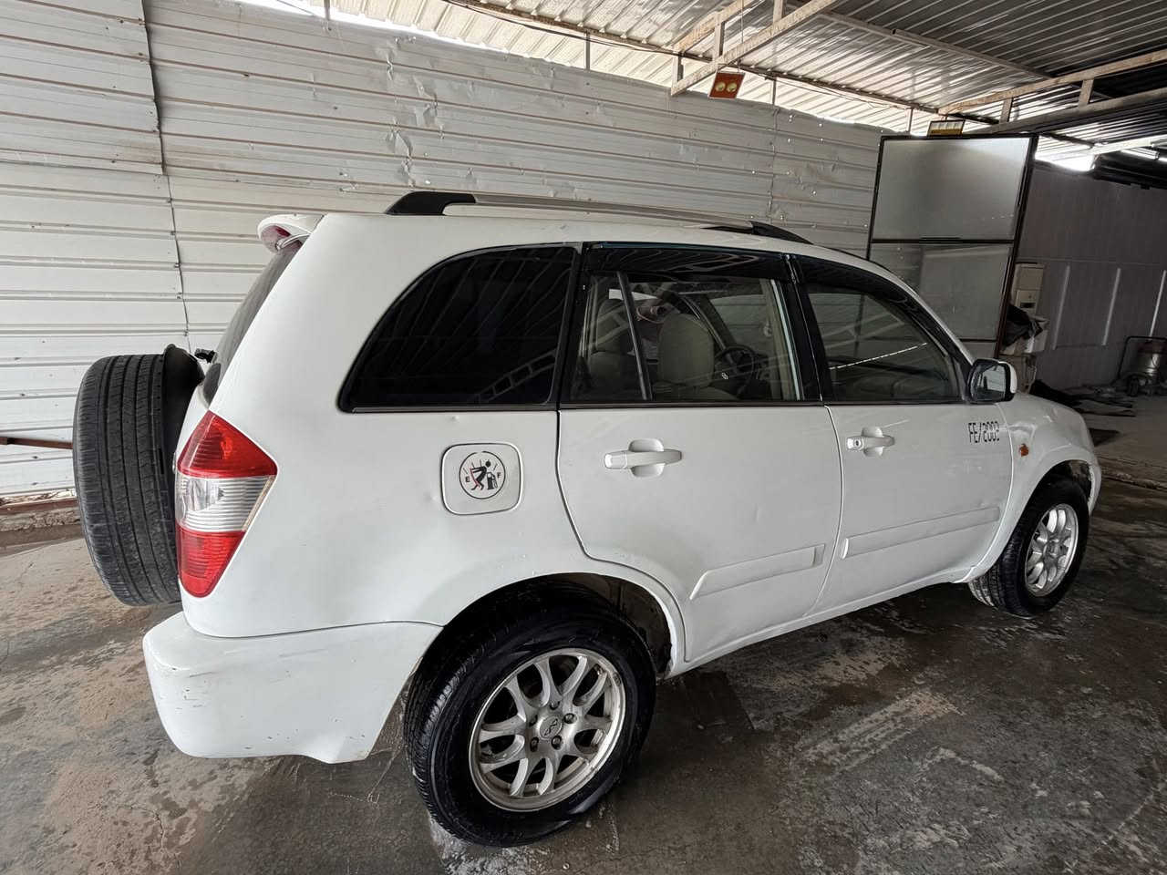 السلام عليكم
تيكو موديل 2011
كير ميكانيكي
مكينه خير من لله
حداديه جديده
جاهزه سياره 
بيه صبغ شويه بالبنيد. وبالدواير الخلفيه وتلكيط خياس يعني مكانات صبغ  واضحه 
رقم بابل 
السعر 45 وبيه مجال بسيط
مكاني بابل***********
