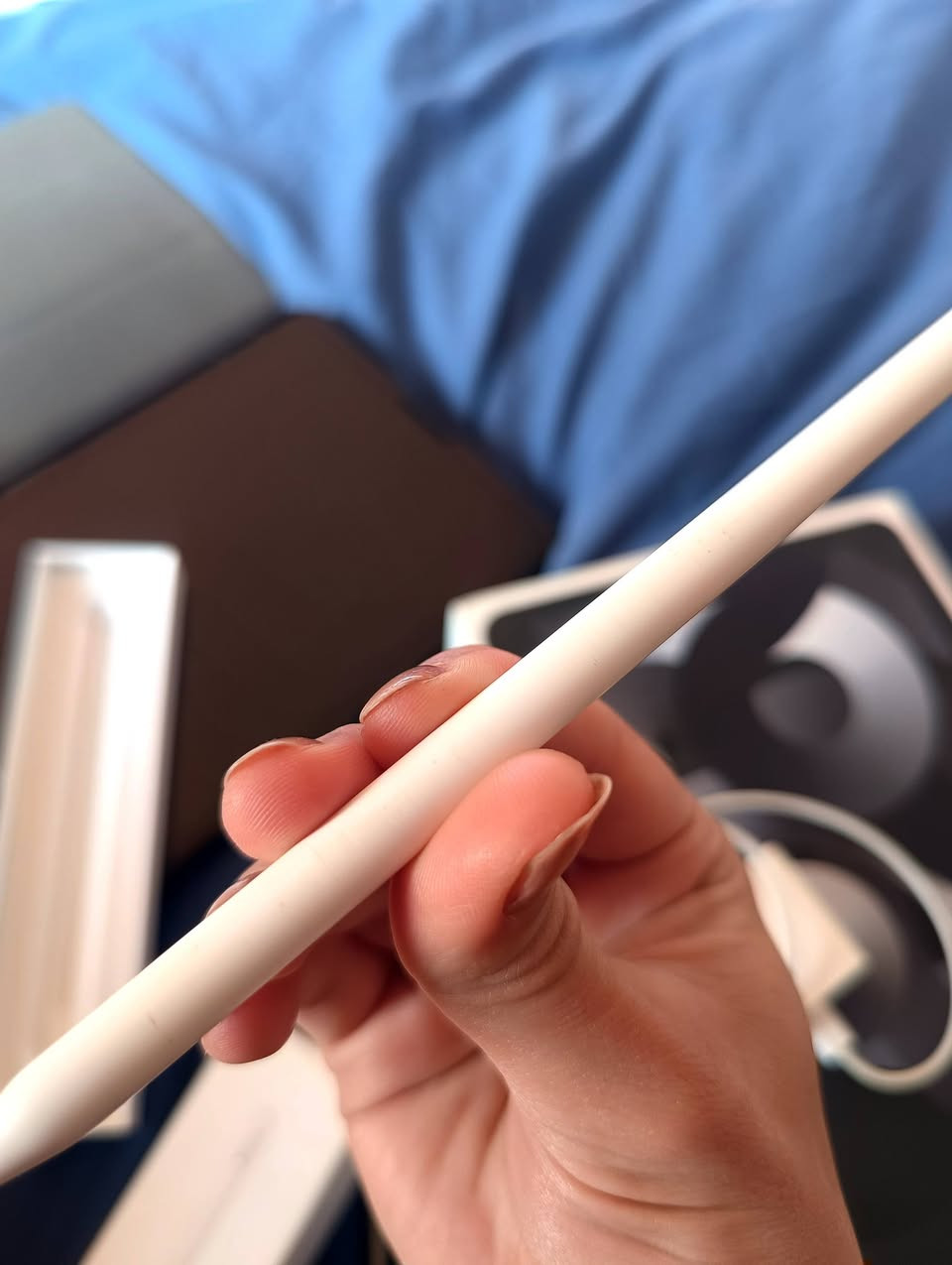 ايباد اير جيل خامس ذاكرة 256 مع القلم جيل ثاني
مع الشاحن الاصلي  
بطارية 89

لو عايز تشتريهم سيب كومنت وانا حبعتلك وان شاء الله نتفق وتتم على خير 🤍


**إذا كنت صاحب هذا الإعلان وتريد حذفه لأي سبب، رجاءا أرسل رسالة إلى الدعم الفني**