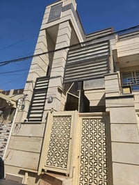 مشتمل طابقين حديث معزولات مؤجره للبيع جميله قرب حنون الشراي يتصل 07716...