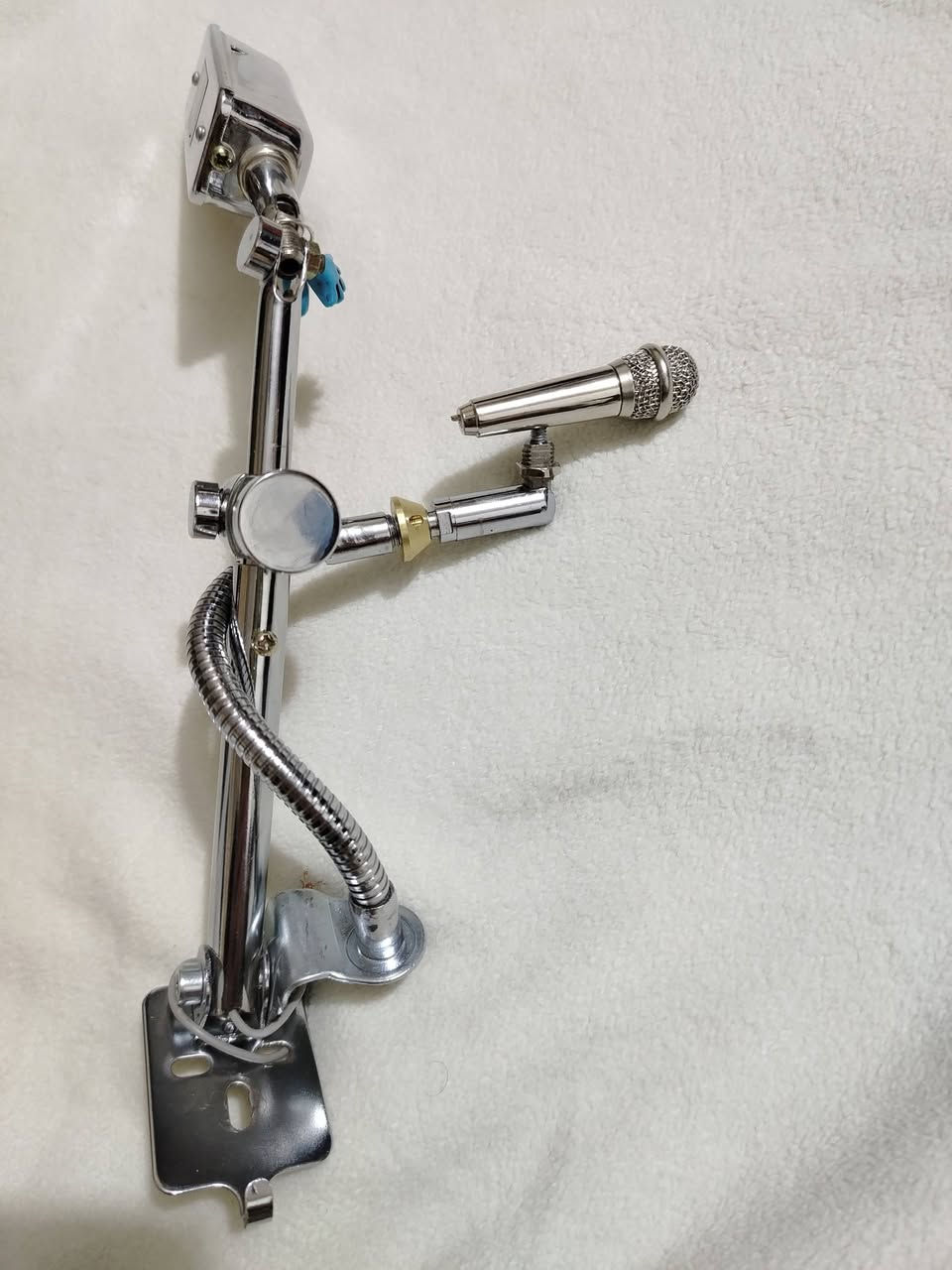 السلام عليكم للبيع شمعة دشبول مايك
للاستفسار ***********
يوجد توصيل بغداد وجميع المحافظات
#كماليات_عالم_زينه_السيارات
