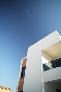 فرصة تملك بيت داخل مجمع سكني 📍 قرب تقاطع العامرية  🏠 250 م² – طابو صرف...