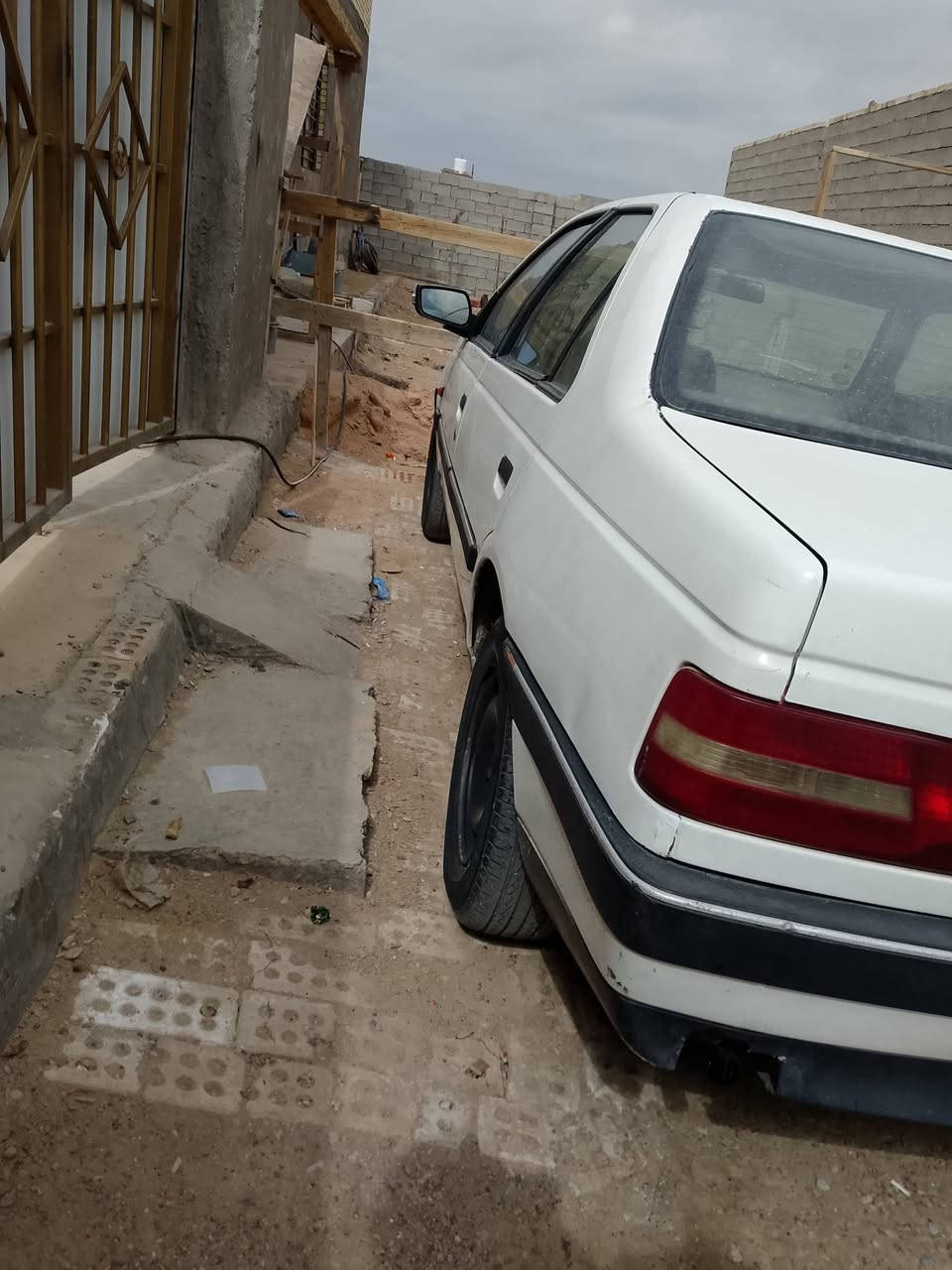 سلام عليكم بيجو جيلكس للبيع مكينه تبخر صبغ جاملغ وهلالات السعر 30وبيه مجال قليل سياره بسمي تحويل ثاني يوم العنوان بغداد العبيدي ***********
