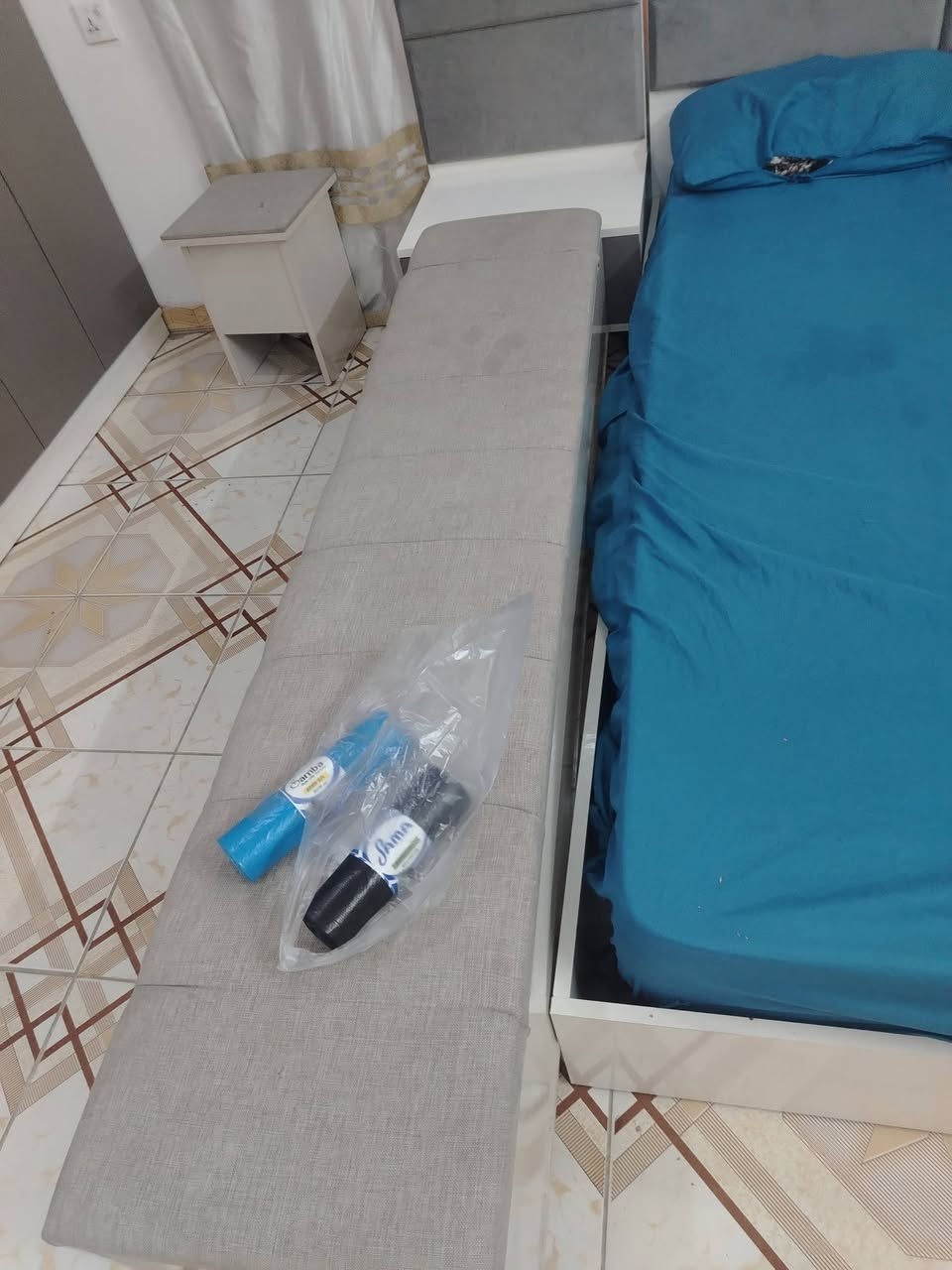 غراض للبيع استفسار عل خاص او على رقم ***********
