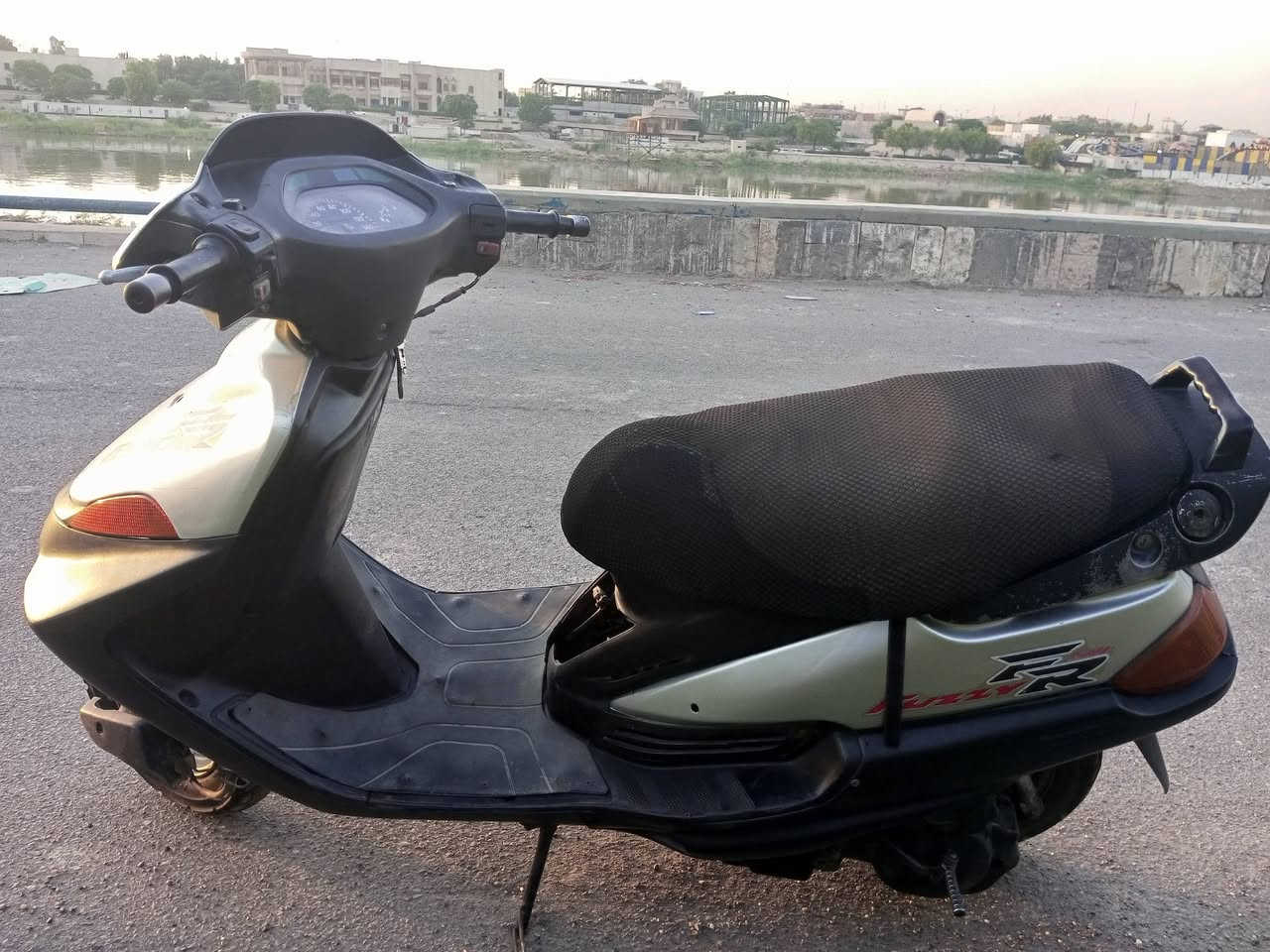 السلام عليكم
دراجه فراشه للبيع السعر 300 وبيها مجال حق الجيه 
دراجه يابانيه اصليه مكاني بغداد/رحمانيه الجعيفر/قرب ملعب الزوراء 
اي تفاصيل خاص 🫶🏻


**إذا كنت صاحب هذا الإعلان وتريد حذفه لأي سبب، رجاءا أرسل رسالة إلى الدعم الفني**