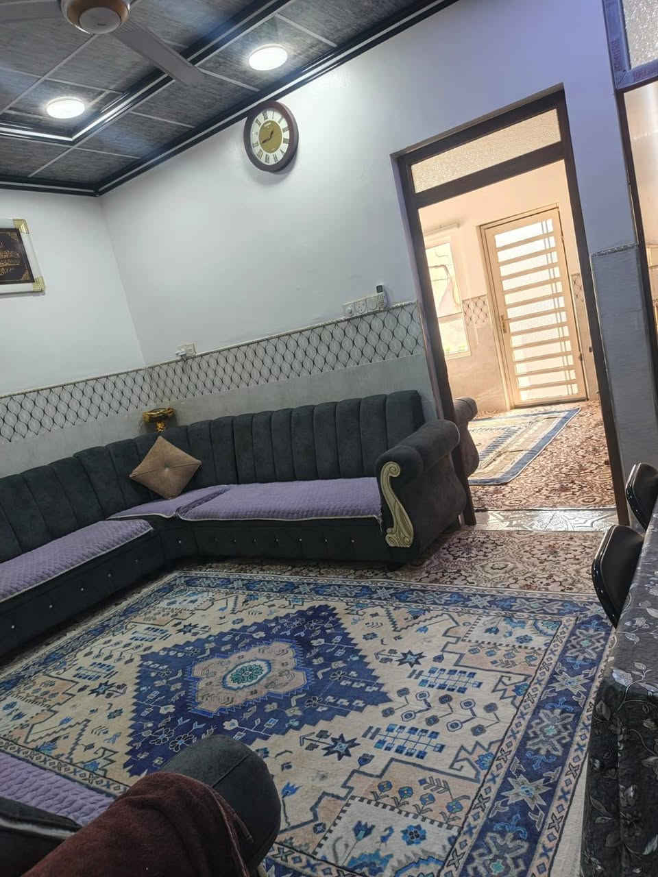 دار للبيع مساحه ١٠٠ متر بناء حديث طابقين الواجهه ٥ والعمق ٢٠ بل ٩٥ قرب السايدين للاستفسار الاتصال عل
*********** بي واتساب
